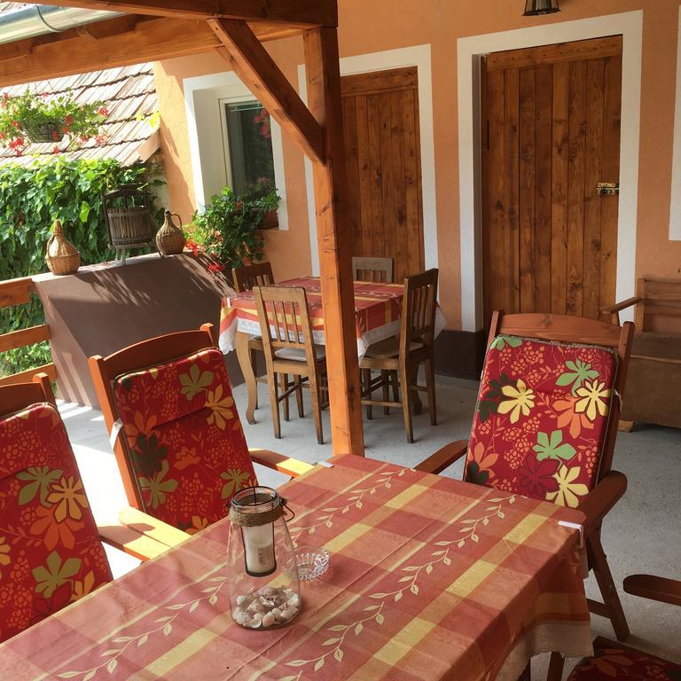 Liliom Vendégház Bakonybél Extérieur photo